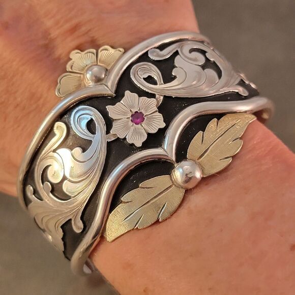 Lopez Bros. Silversmith Handcrafted Engraved Sterling 14k Flourish Cuff Bracelet - Picture 3 of 13